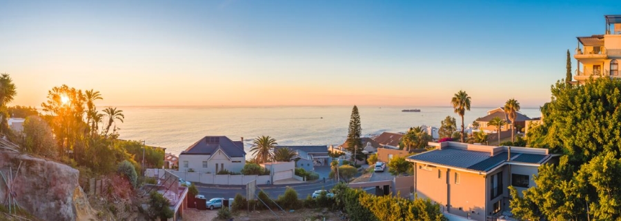 5 Bedroom Property for Sale in Bantry Bay Western Cape